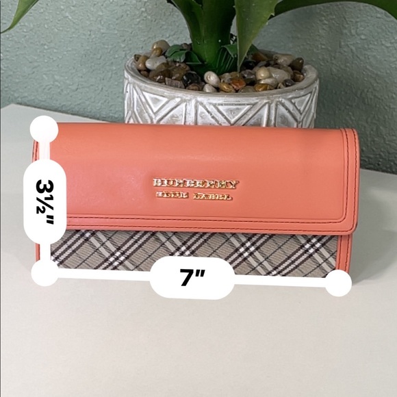 Burberry Long Wallet Blue Label Nova Check Wallet - Picture 9 of 9